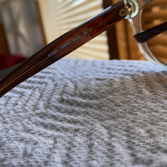 Sunglasses - Picture 5 of 6